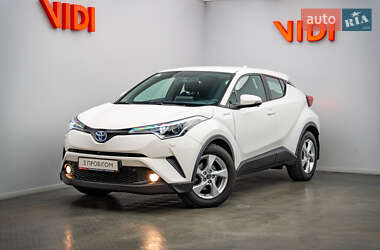 Внедорожник / Кроссовер Toyota C-HR 2018 в Киеве
