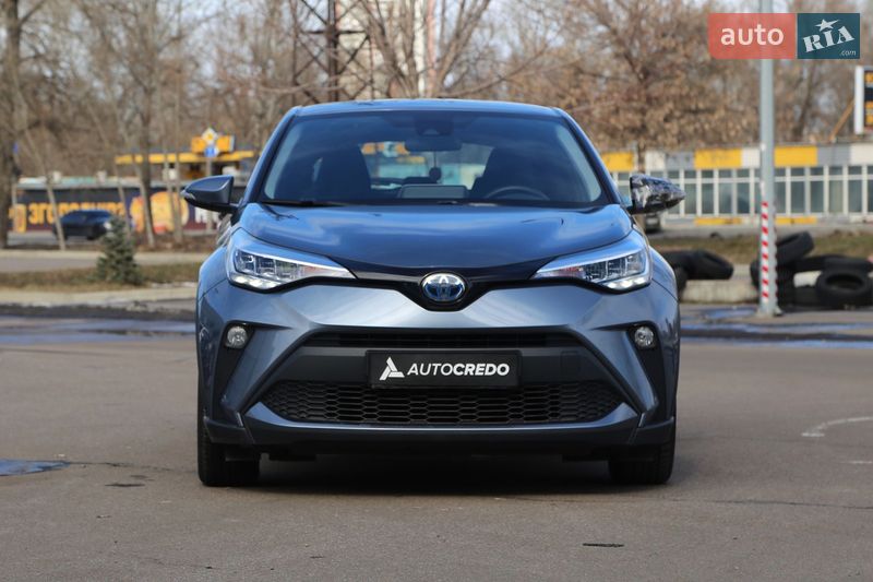 Внедорожник / Кроссовер Toyota C-HR 2022 в Киеве