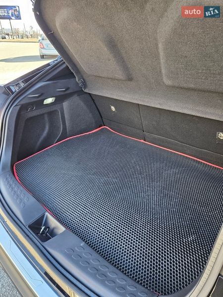 Внедорожник / Кроссовер Toyota C-HR 2021 в Харькове