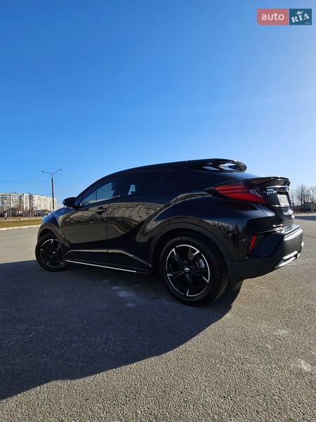 Внедорожник / Кроссовер Toyota C-HR 2021 в Харькове