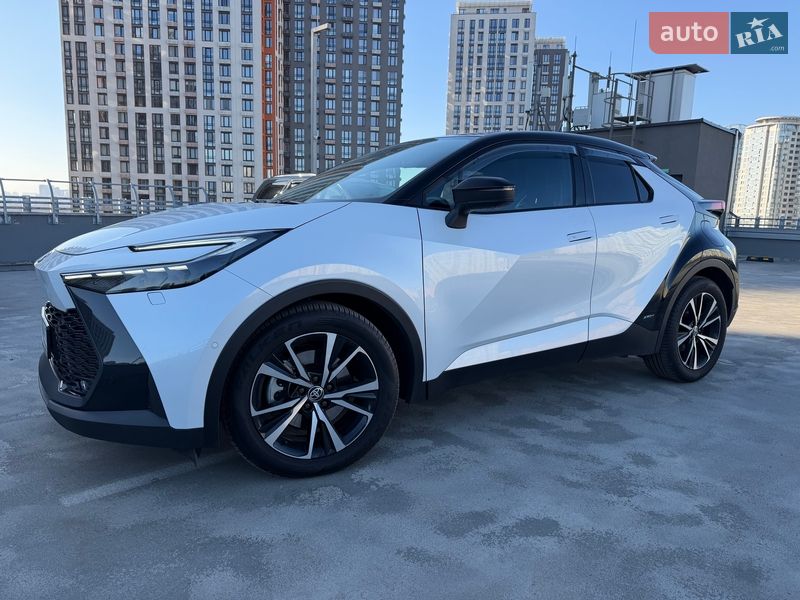 Toyota C-HR 2024