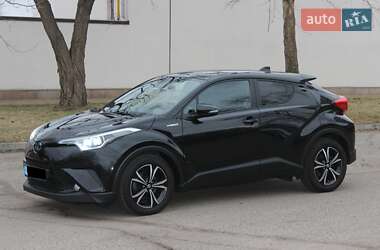 Внедорожник / Кроссовер Toyota C-HR 2019 в Днепре
