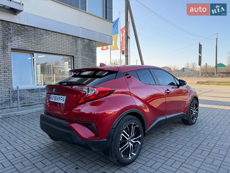 Внедорожник / Кроссовер Toyota C-HR 2020 в Харькове фото 7 Внедорожник / Кроссовер Toyota C-HR 2020 в Харькове