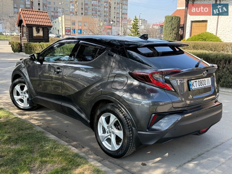 Внедорожник / Кроссовер Toyota C-HR 2018 в Ивано-Франковске