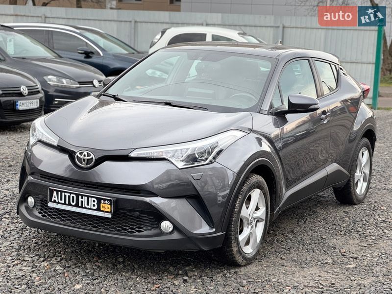 Внедорожник / Кроссовер Toyota C-HR 2018 в Бердичеве