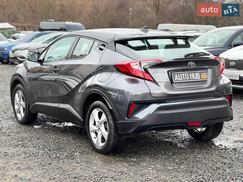 Внедорожник / Кроссовер Toyota C-HR 2018 в Бердичеве