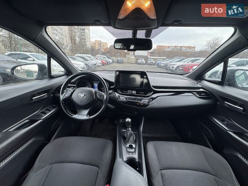 Внедорожник / Кроссовер Toyota C-HR 2018 в Бердичеве