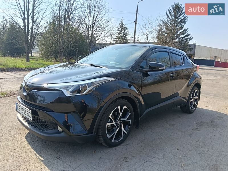 Внедорожник / Кроссовер Toyota C-HR 2017 в Кривом Роге