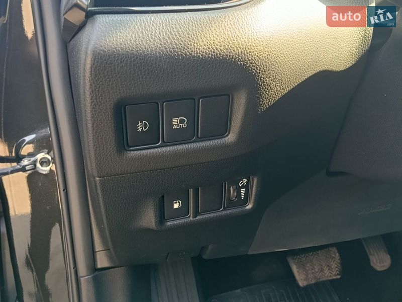 Внедорожник / Кроссовер Toyota C-HR 2017 в Кривом Роге