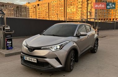 Внедорожник / Кроссовер Toyota C-HR 2019 в Днепре