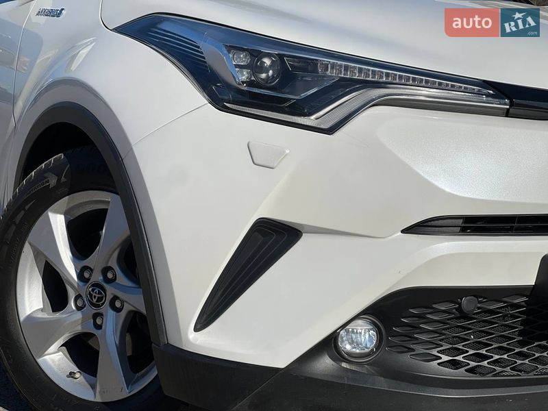 Позашляховик / Кросовер Toyota C-HR 2018 в Одесі