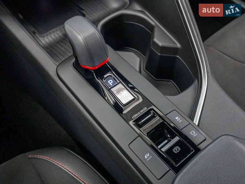 Внедорожник / Кроссовер Toyota C-HR 2025 в Днепре фото 30 Внедорожник / Кроссовер Toyota C-HR 2025 в Днепре