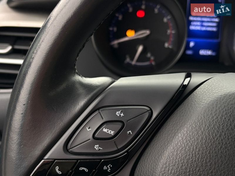 Внедорожник / Кроссовер Toyota C-HR 2019 в Киеве фото 18 Внедорожник / Кроссовер Toyota C-HR 2019 в Киеве