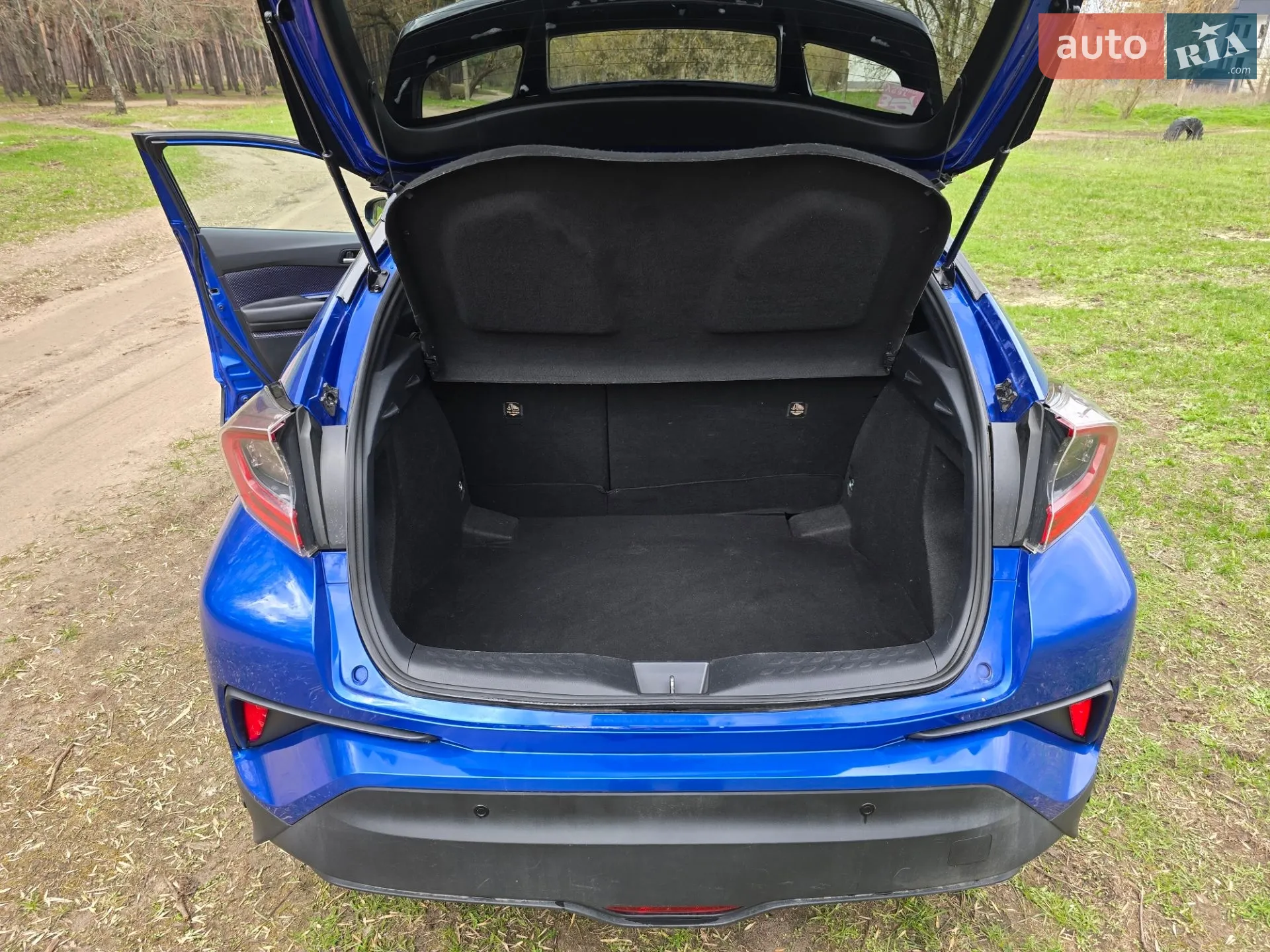 2017 Toyota C-HR - мініатюра 12