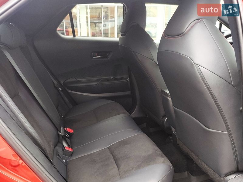 Внедорожник / Кроссовер Toyota C-HR 2025 в Киеве