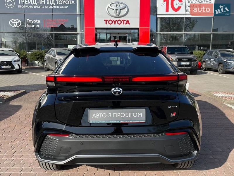Внедорожник / Кроссовер Toyota C-HR 2025 в Хмельницком
