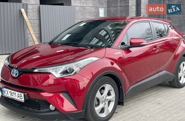 Позашляховик / Кросовер Toyota C-HR 2018 в Харкові
