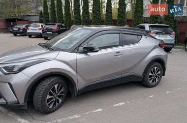 Внедорожник / Кроссовер Toyota C-HR 2021 в Киеве