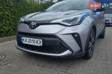 Внедорожник / Кроссовер Toyota C-HR 2019 в Киеве