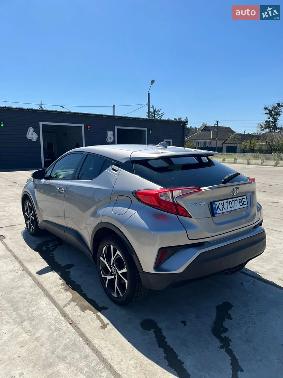 2017 Toyota C-HR - мініатюра 6