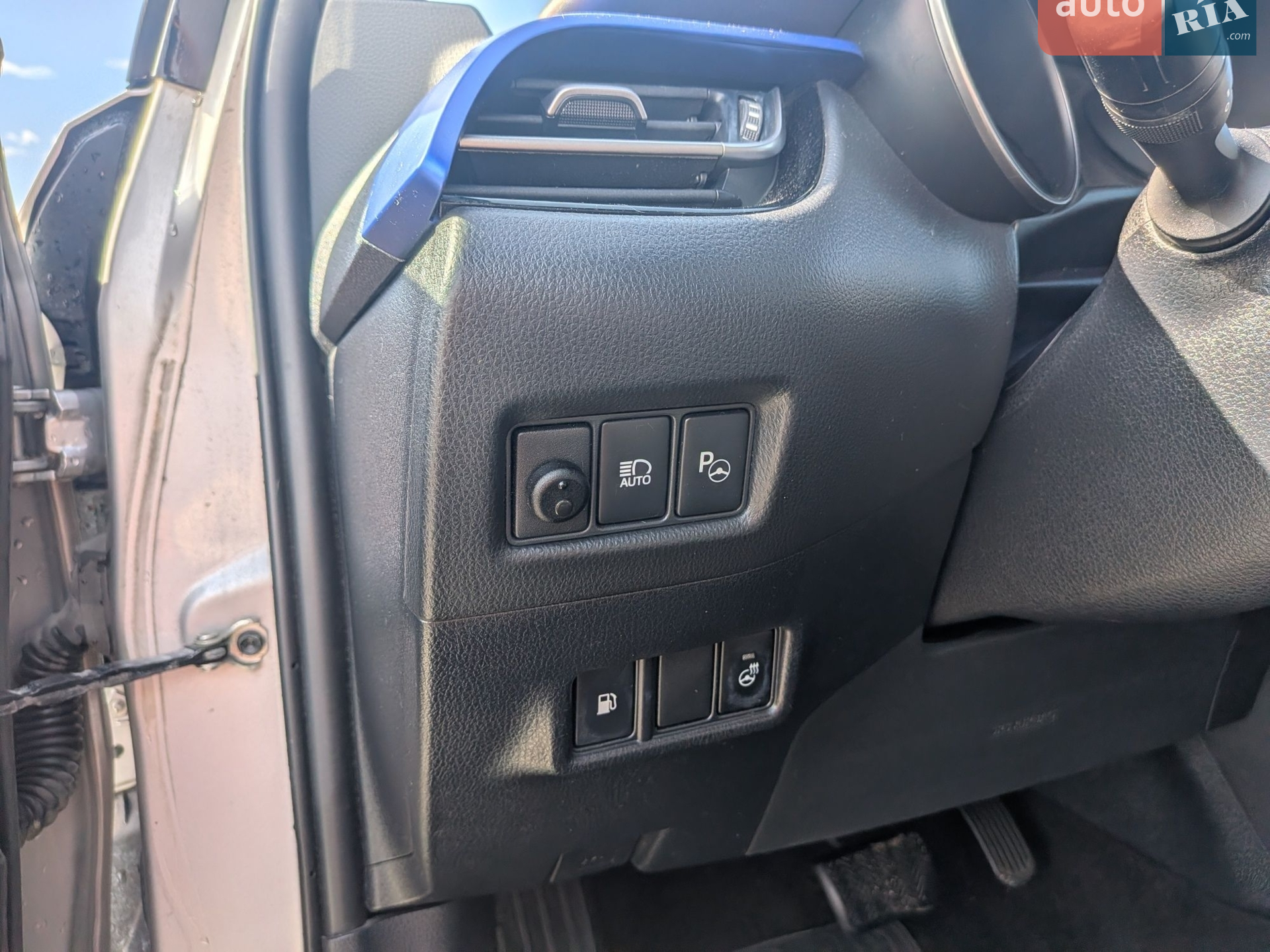 2017 Toyota C-HR - фото 1