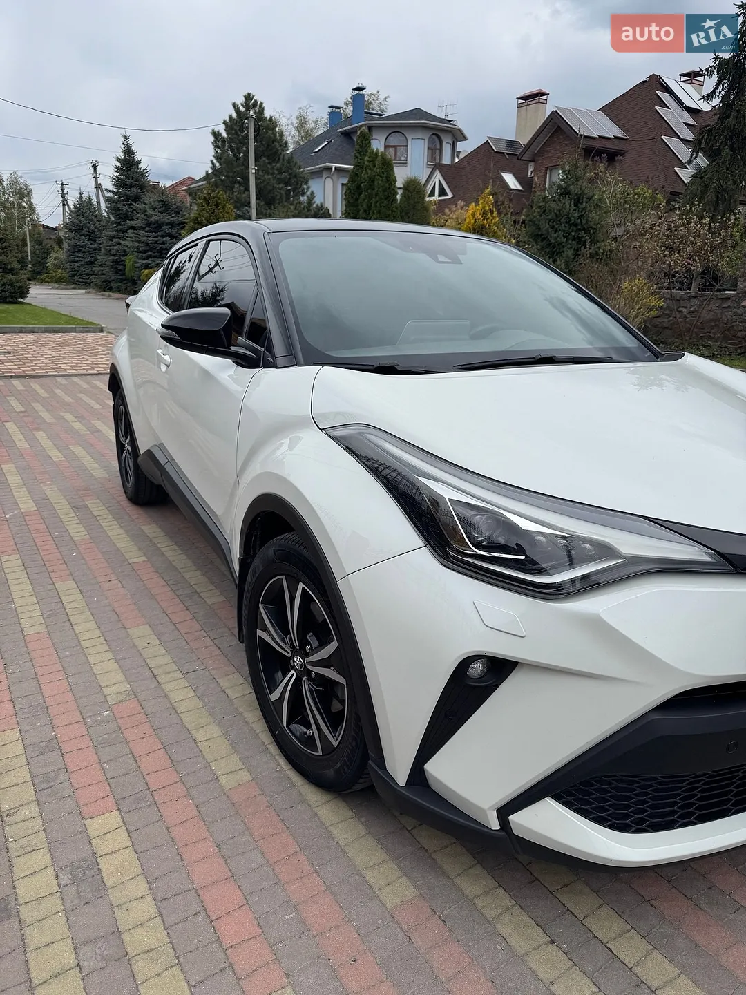 2019 Toyota C-HR - мініатюра 2