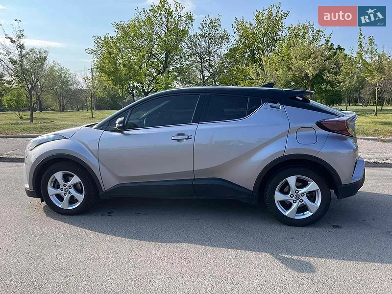 Toyota C-HR 2017
