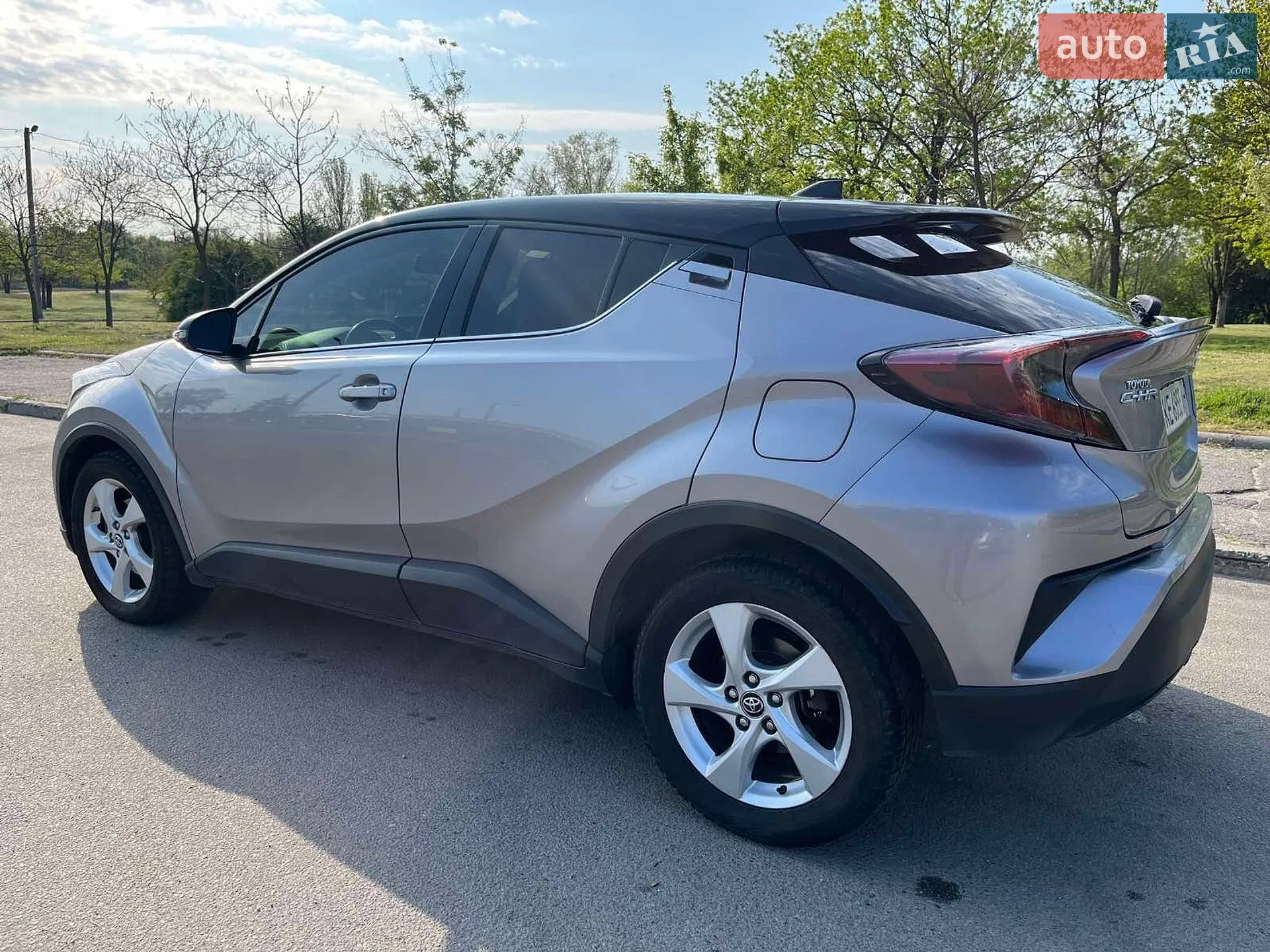 2017 Toyota C-HR - мініатюра 5