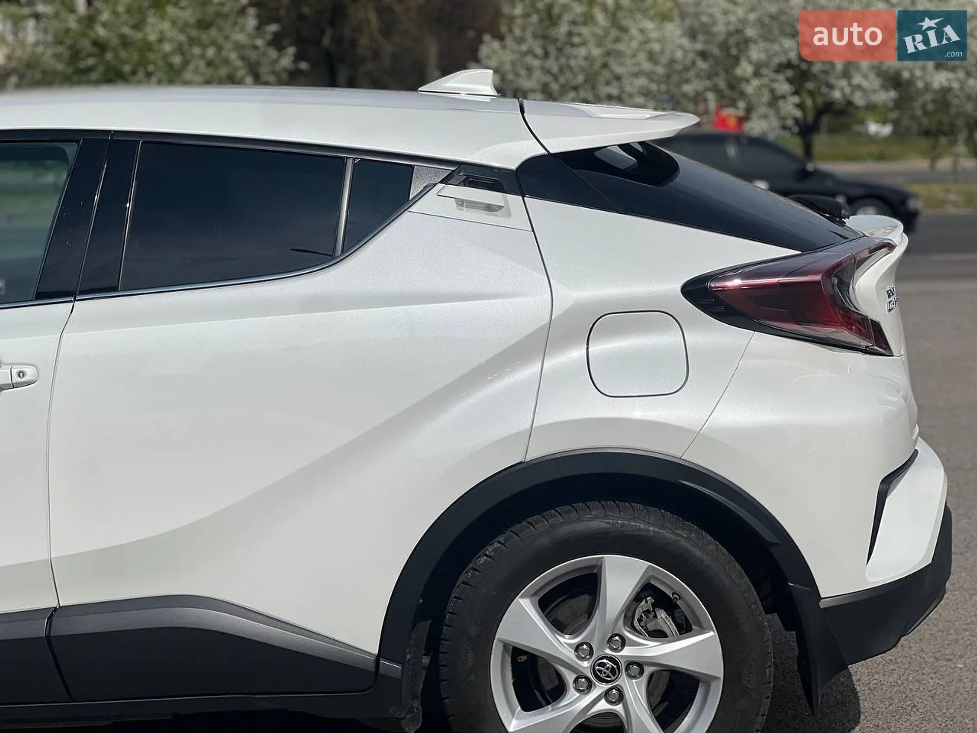 2018 Toyota C-HR - мініатюра 14