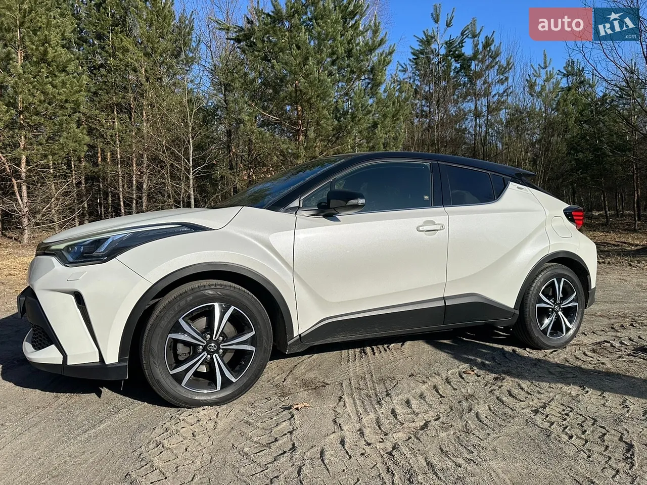 2018 Toyota C-HR - мініатюра 16