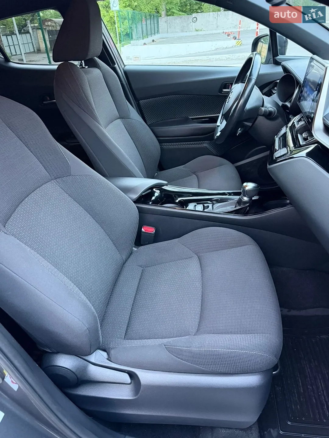2018 Toyota C-HR - мініатюра 9