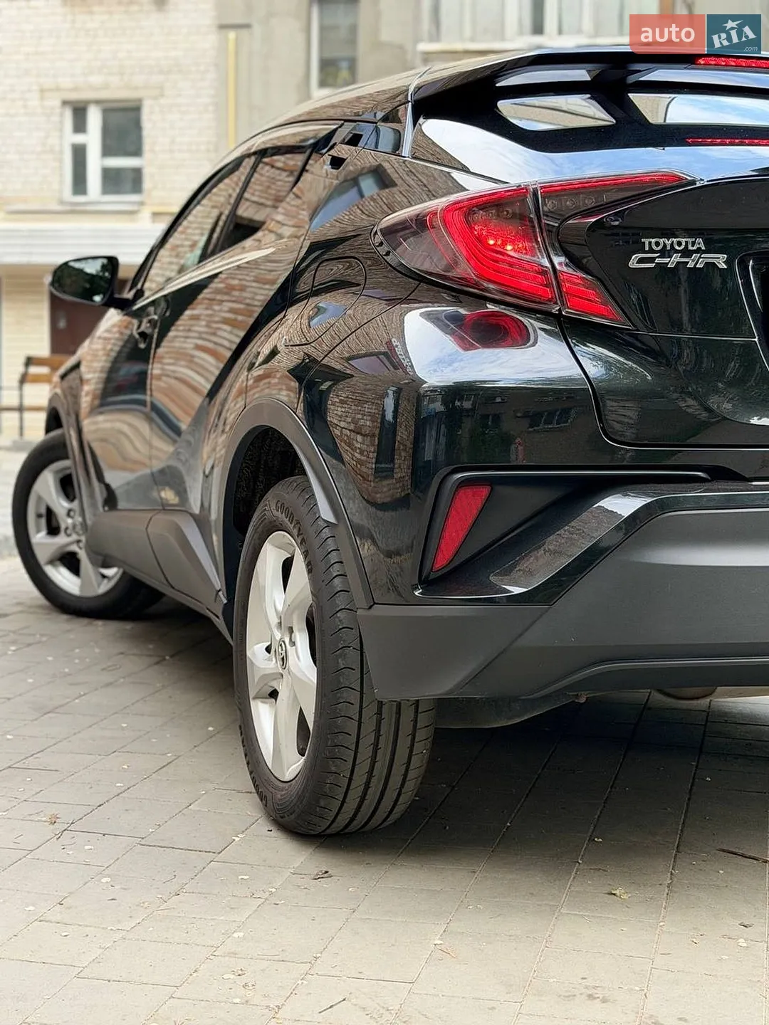 2017 Toyota C-HR - мініатюра 5