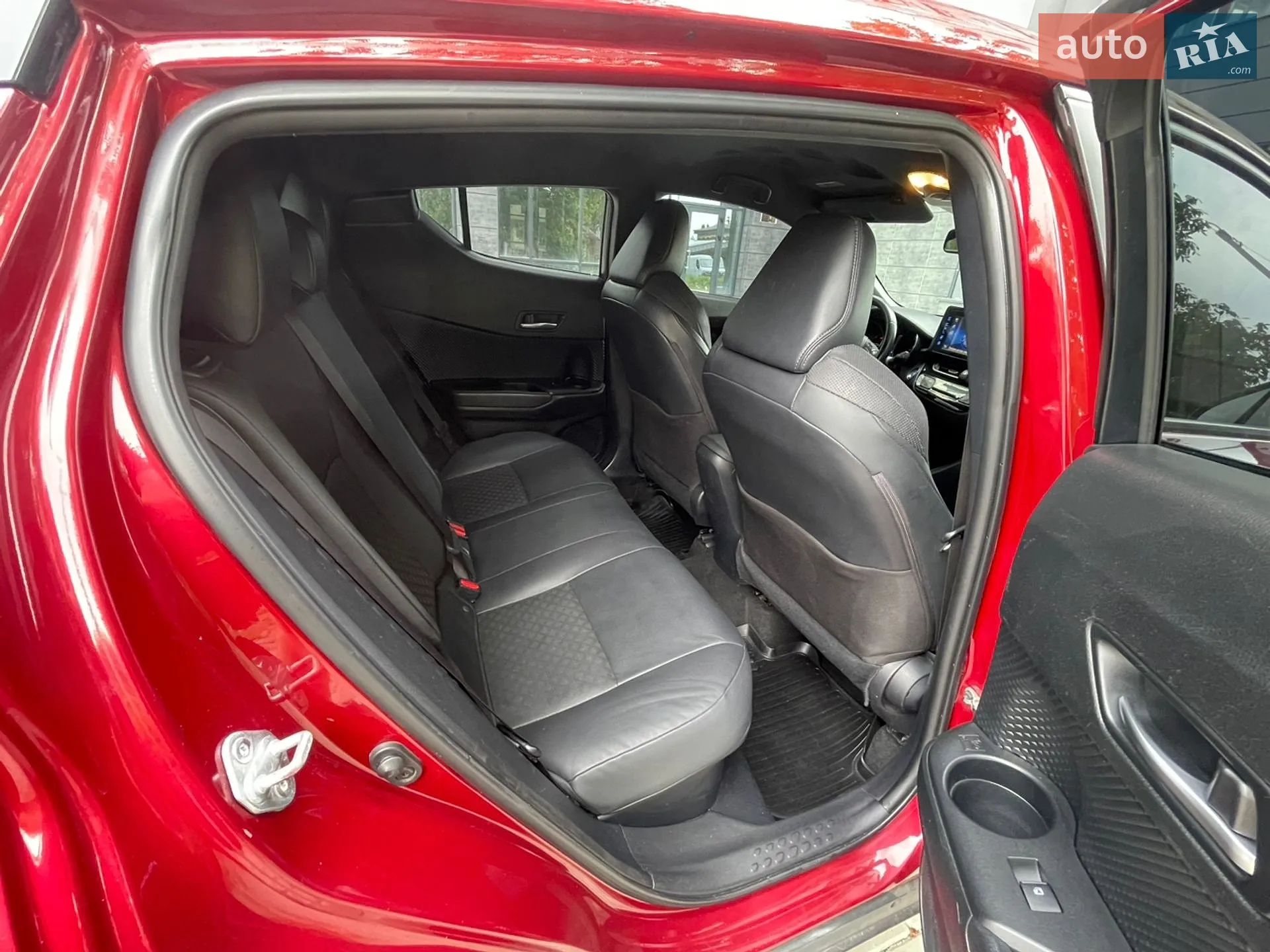 2018 Toyota C-HR - мініатюра 58