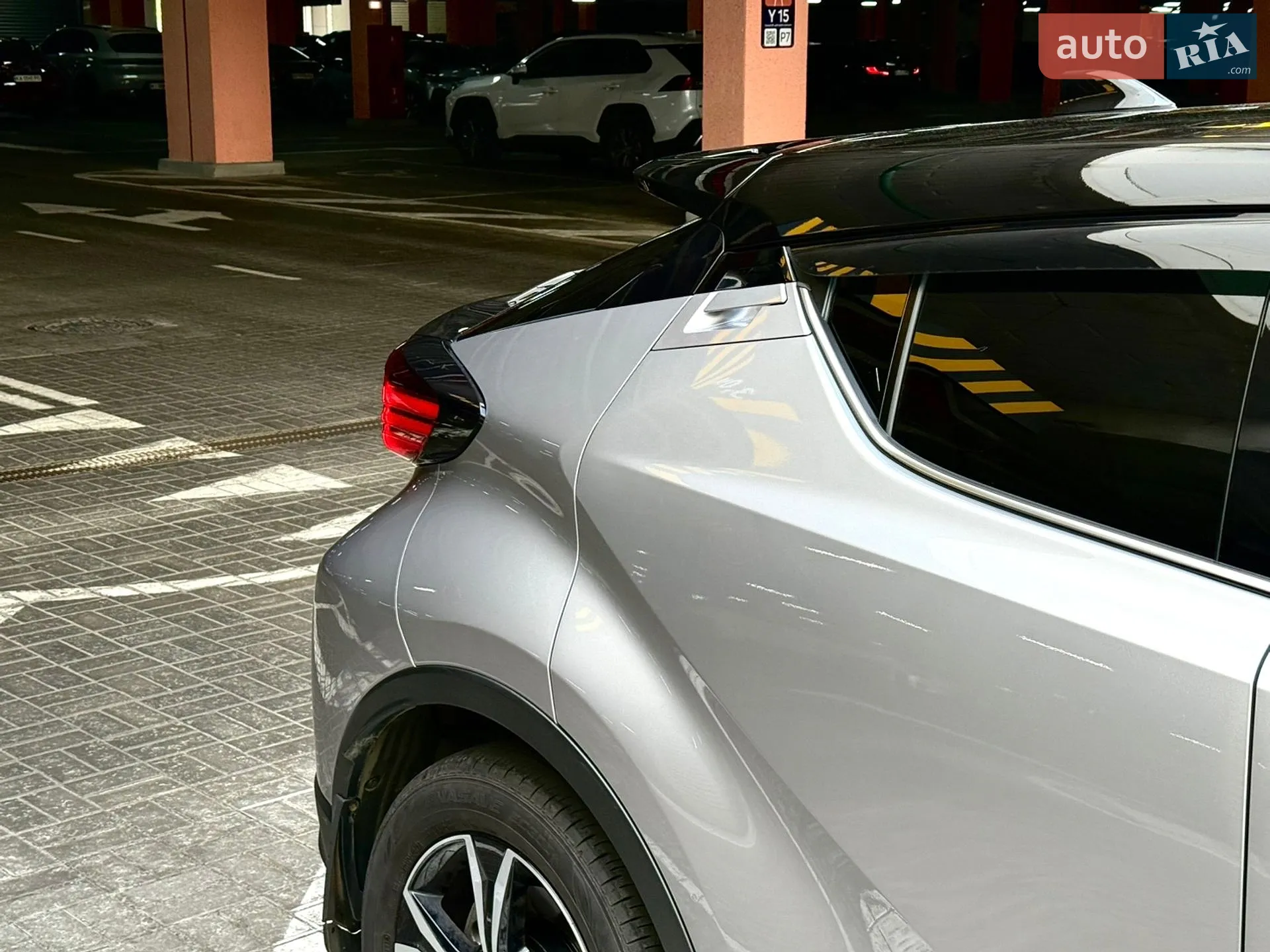 2021 Toyota C-HR - мініатюра 9