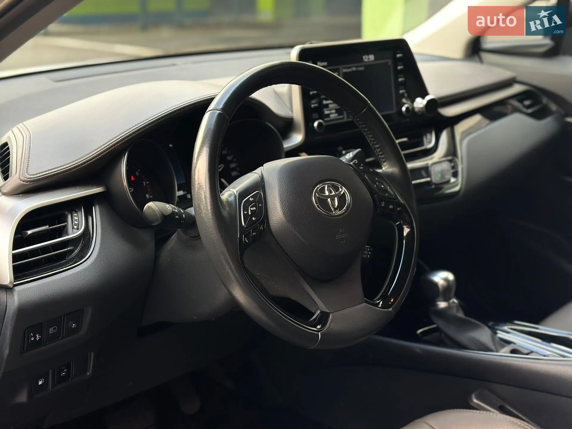 2021 Toyota C-HR - мініатюра 16