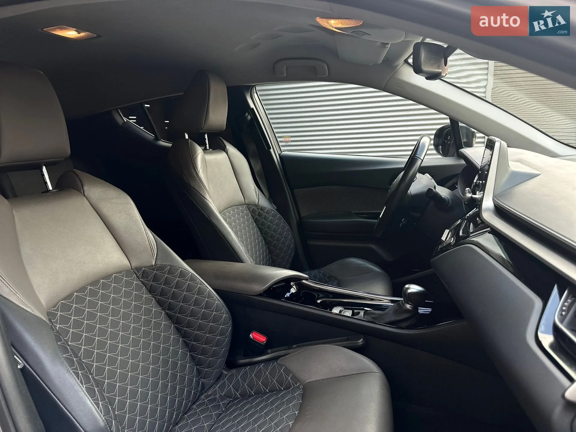 2021 Toyota C-HR - мініатюра 20