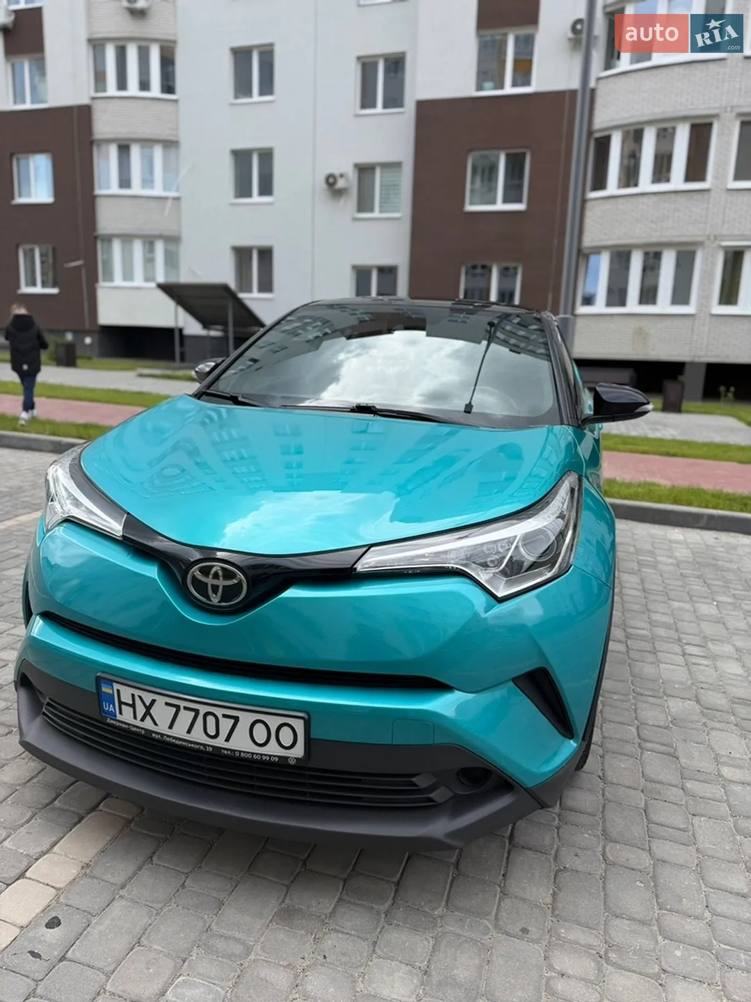 2017 Toyota C-HR - мініатюра 2