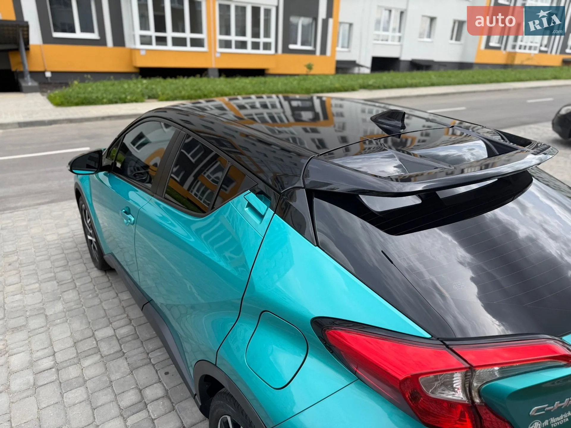 2017 Toyota C-HR - мініатюра 11