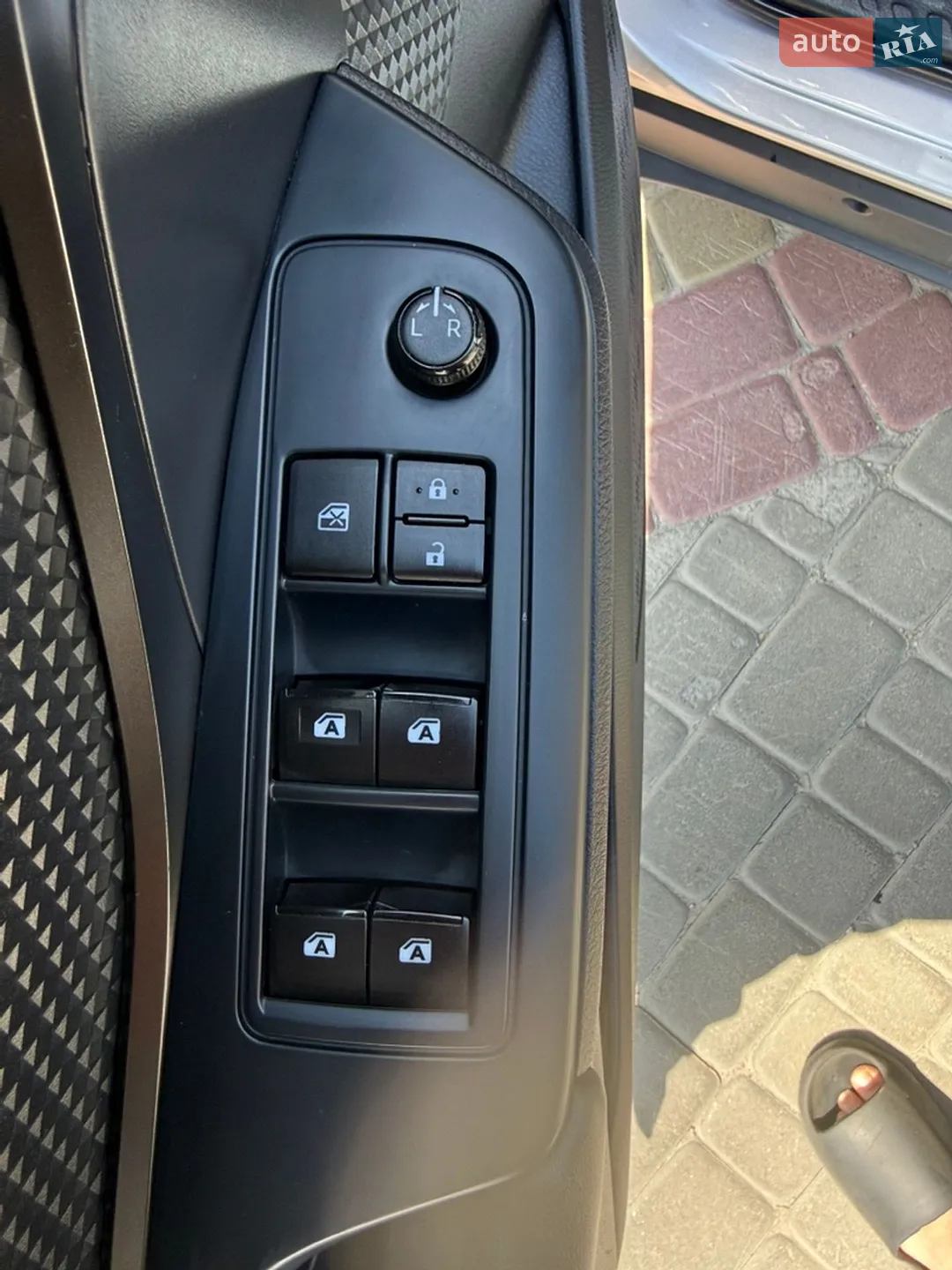 2019 Toyota C-HR - мініатюра 18