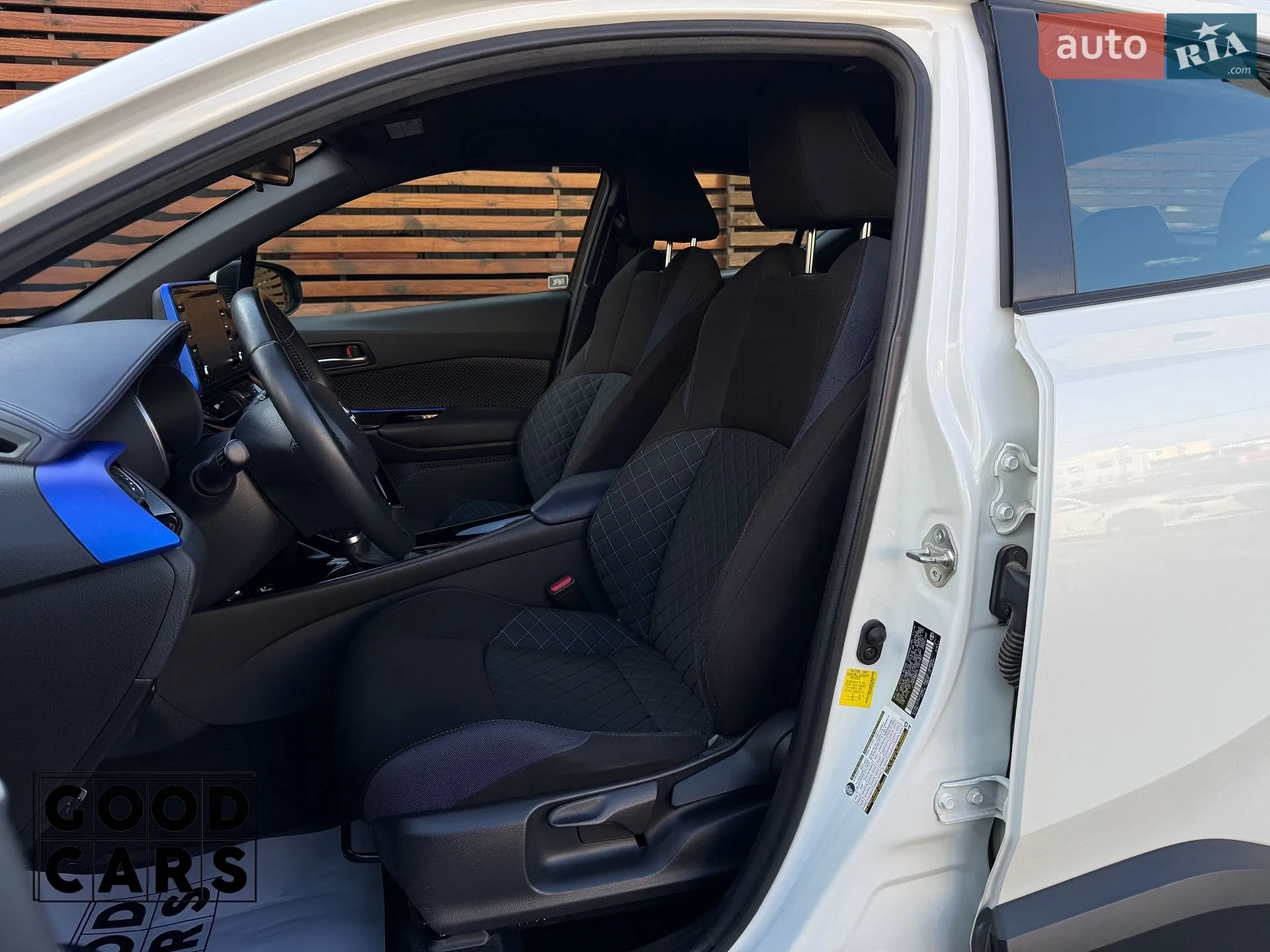 2019 Toyota C-HR - мініатюра 26