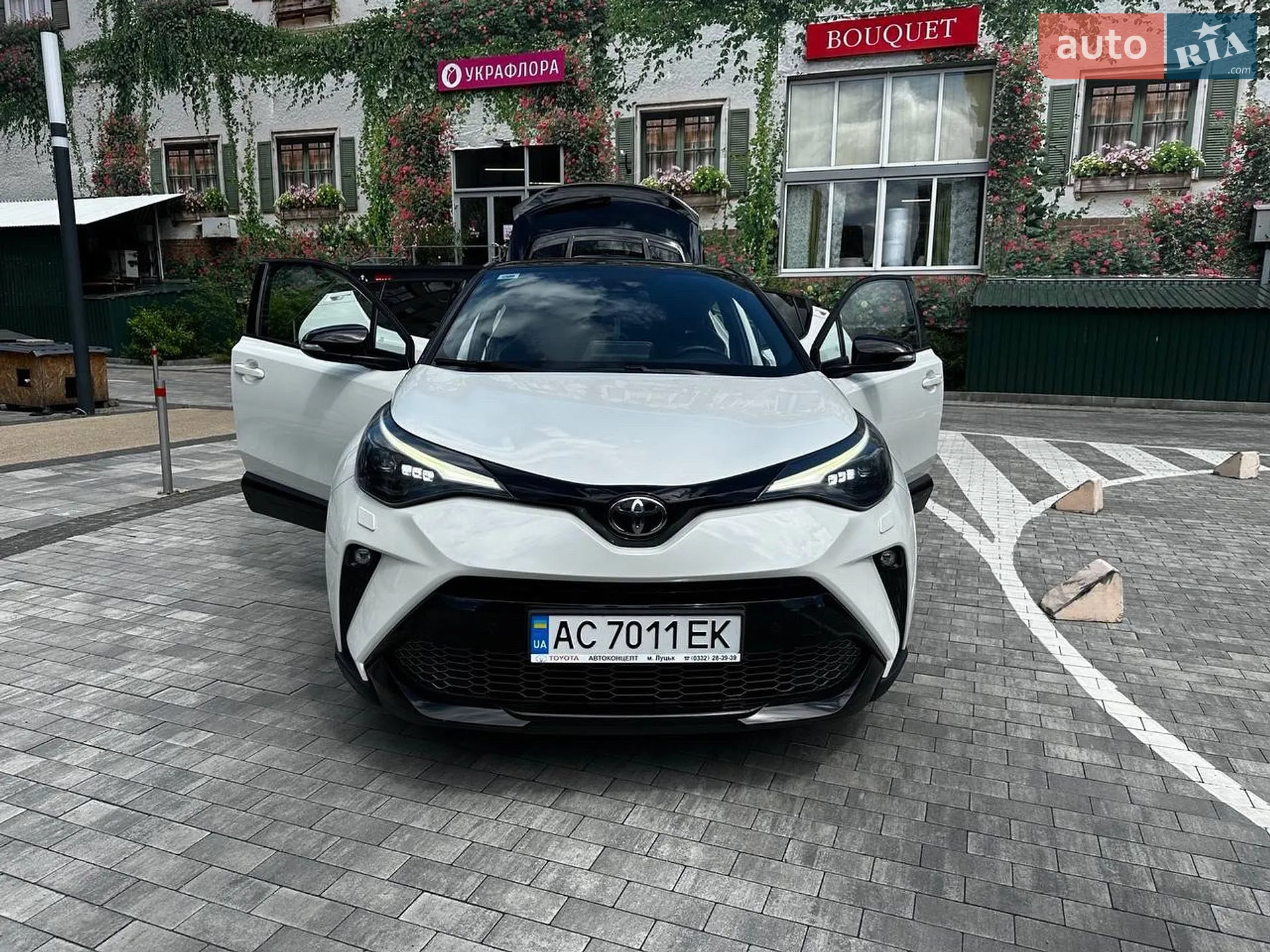 2021 Toyota C-HR - мініатюра 9