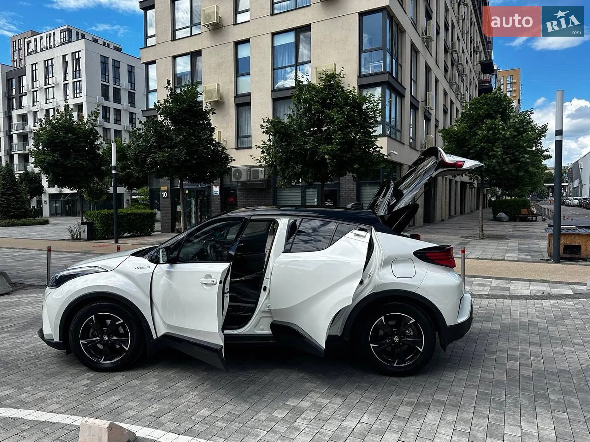 2021 Toyota C-HR - мініатюра 14