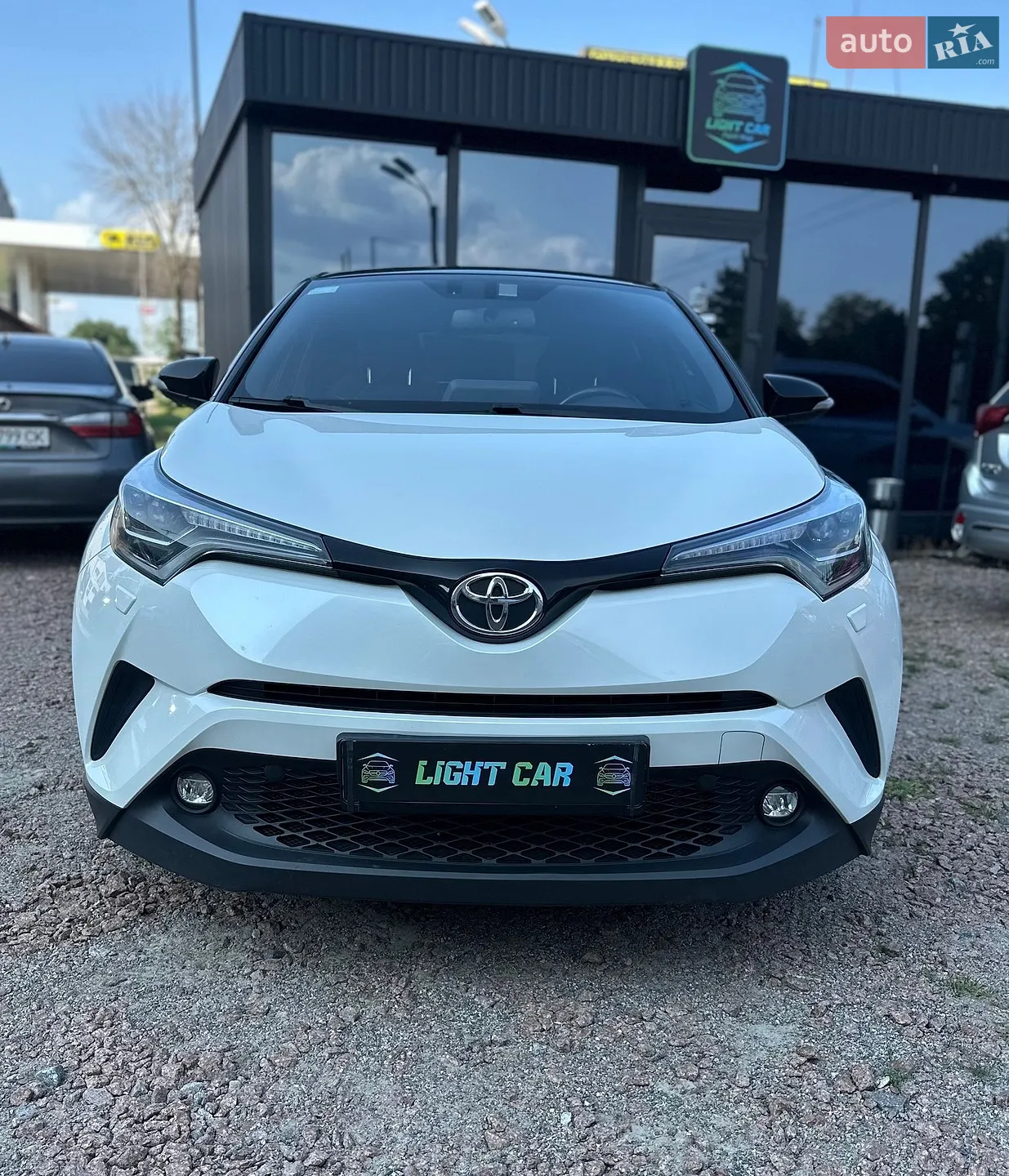 2017 Toyota C-HR - мініатюра 3