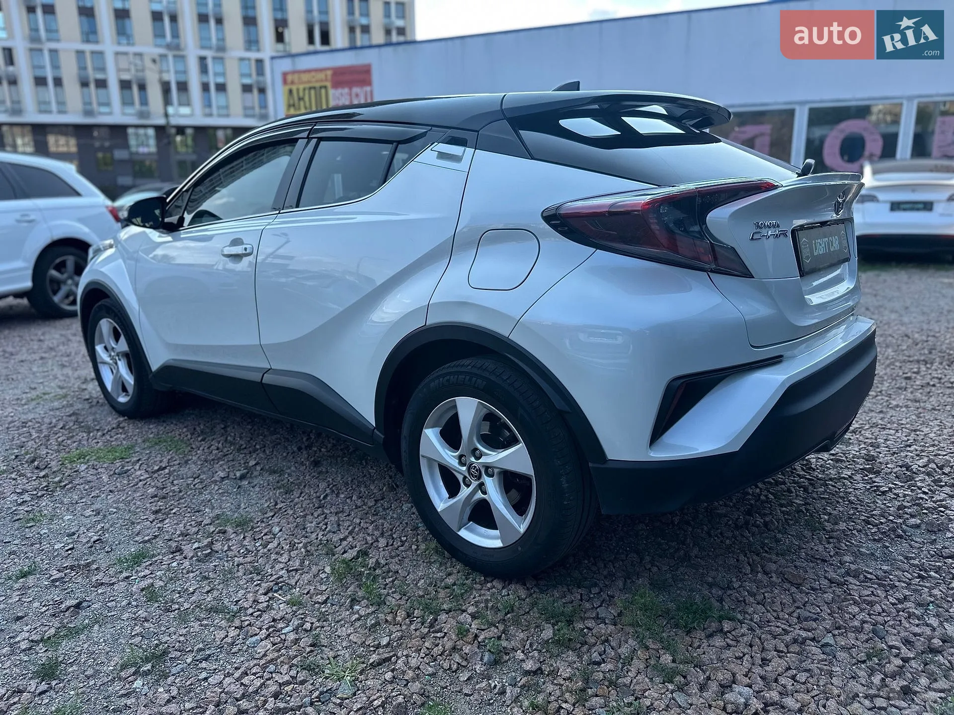 2017 Toyota C-HR - мініатюра 12