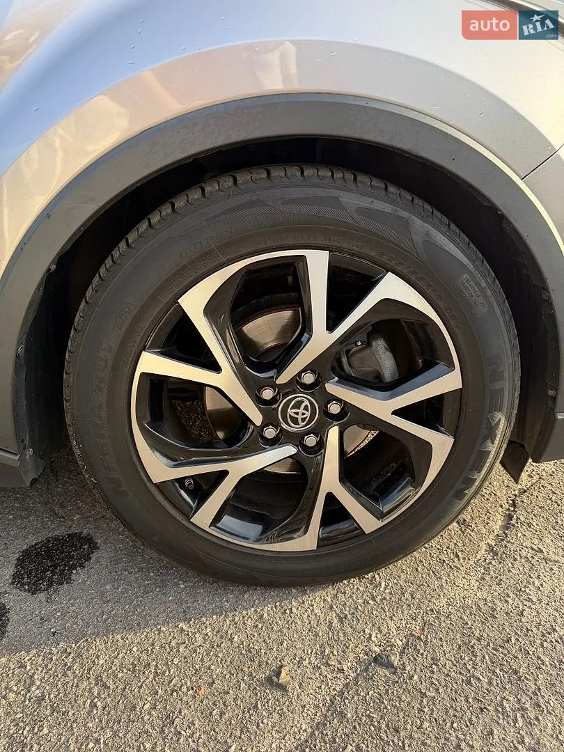 2018 Toyota C-HR - мініатюра 9
