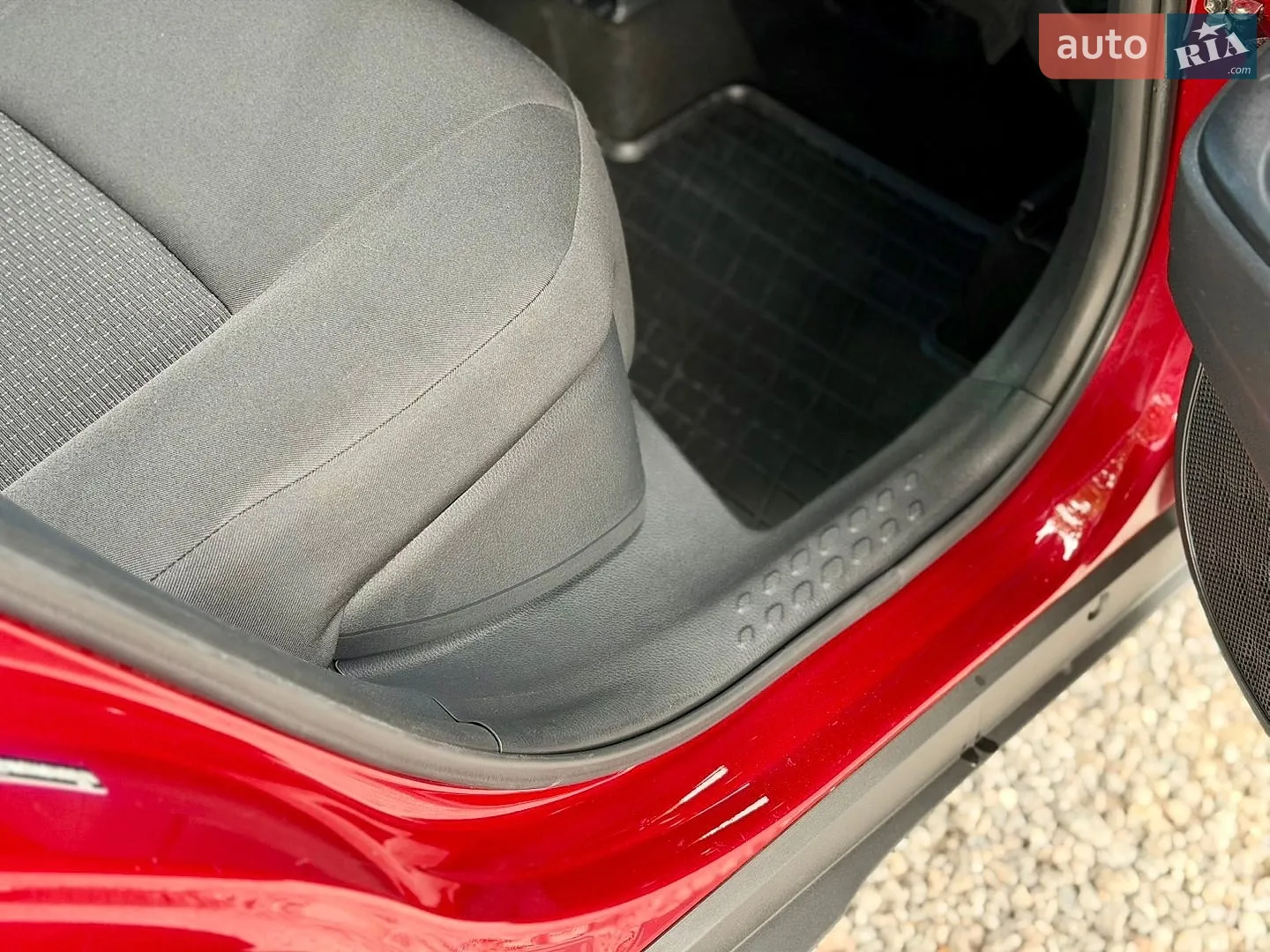 2019 Toyota C-HR - мініатюра 42