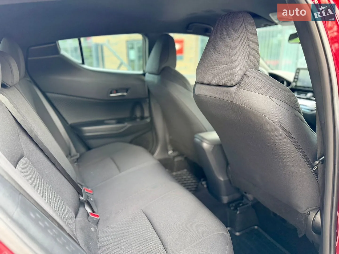 2019 Toyota C-HR - мініатюра 43