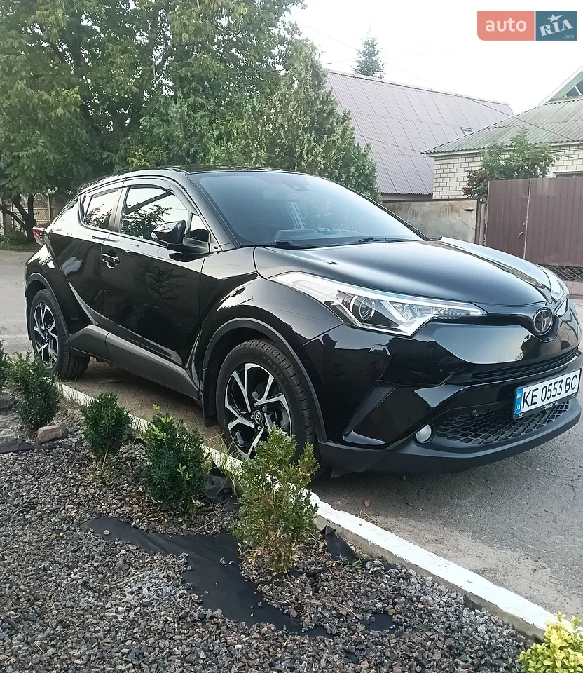 2017 Toyota C-HR - мініатюра 23