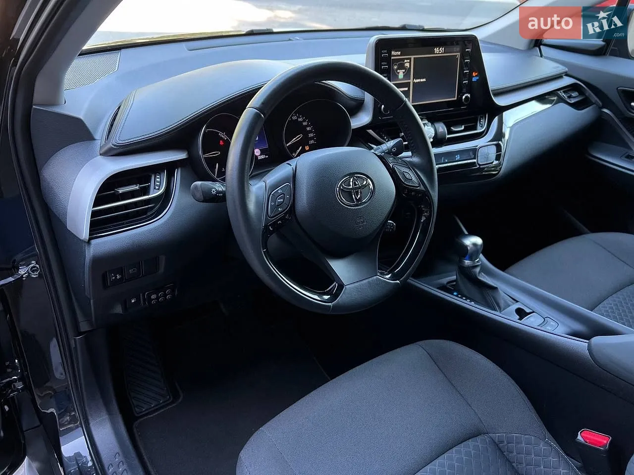 2020 Toyota C-HR - мініатюра 11