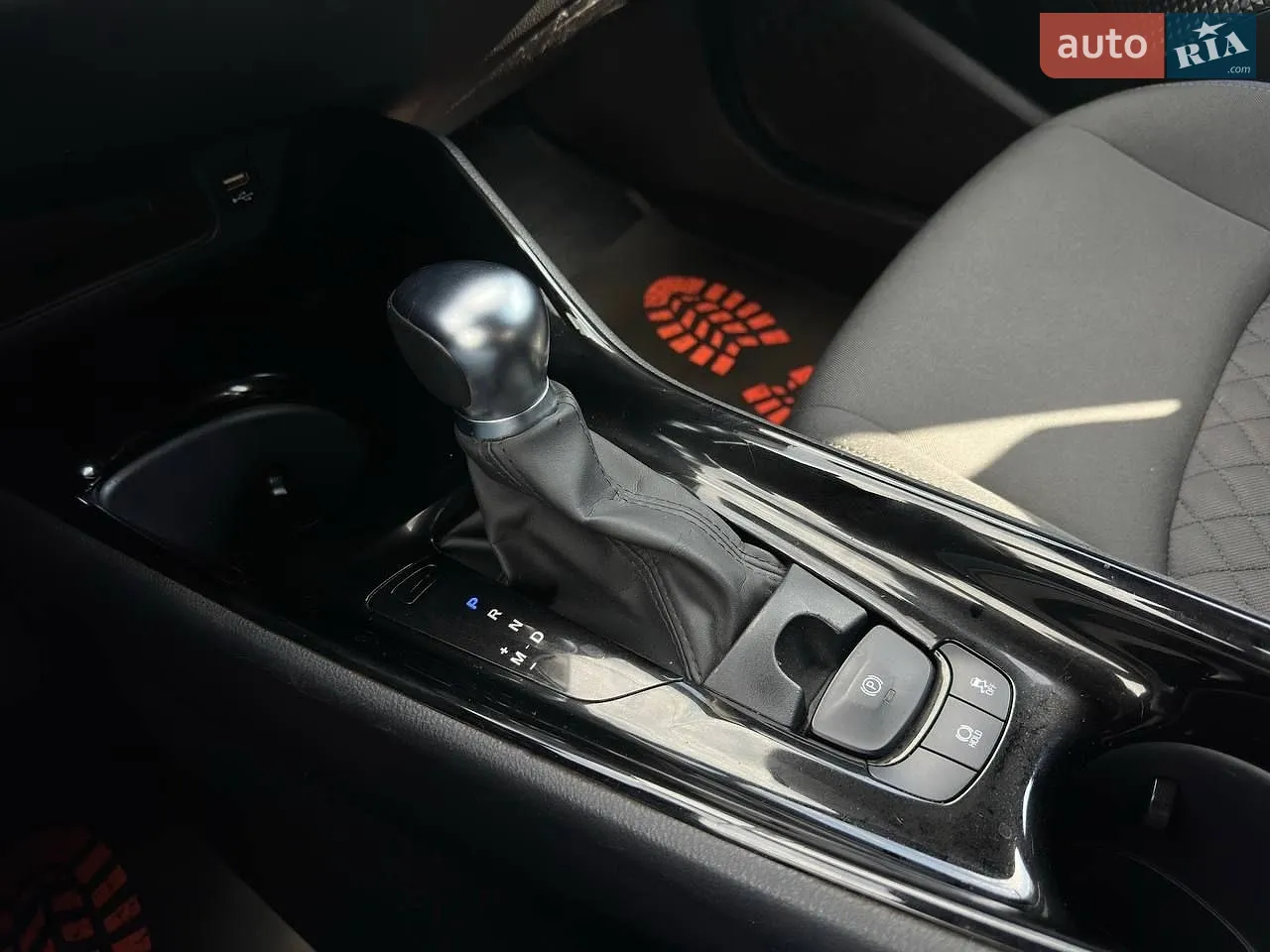 2021 Toyota C-HR - мініатюра 15